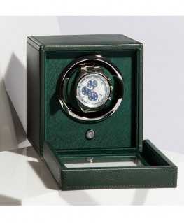 remontoir-une-montre-cub-wolf-1834-couvercle-cuir-vert_461141-wolf-mecanisme