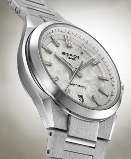 montre-casio-edifice-automatique-carbone-texture-blanc_efk-100d-7aer-casio-visuel