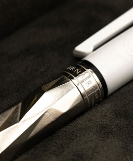 stylo-bic-4-couleurs-orlinksi-tournaire-bronze-blanc_100463-tournaire-corps