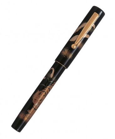 stylo-plume-namiki-yukari-zodiaque-tigre_fnv-20m-tr-m-namiki