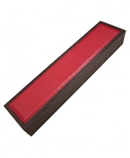 plumier-a-couvercle-plat-atelier-de-laforet-wenge-rosso_16.03.w.rosso-atelier-de-laforet