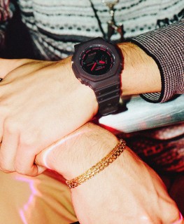 montre-casio-g-shock-ga2100-series_ga-2100k-5aer-casio-porte