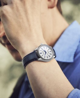 montre-seiko-presage-classic- automatique-3-aiguilles_hcc004j1-seiko-porte-2