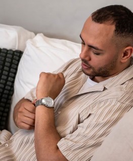 montre-casio-edifice-automatique-carbone-texture-blanc_efk-110d-7aer-casio-montre-porte