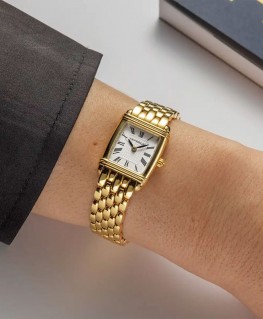 montre-herbelin-art-deco-quartz-pvd-or-jaune-17438BP1N08-porté