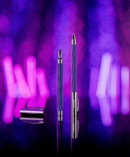 stylo-plume-faber-castell-ambition-italic-midnight-mauve_147770-faber-castell-visuel1