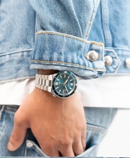 montre-homme-citizen-tsuyosa-NJ0231-56L-bleue-porté