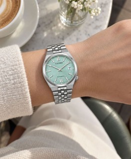 citizen-tsuyosa-60-automatique-NK0030-51X-ice-green-porté