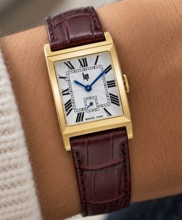 montre-lip-churchill-671959-dorée