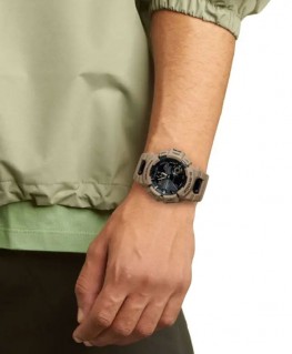 montre-casio-g-shock-marron-GBA-900UU-5AER-porté