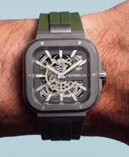 montre-herbelin-cap-camarat-squelette-titane-edition-limitée_1846SQTDCK-porté