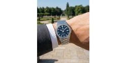 montre-festina-swiss-made-bleu-acier_F20100/4-porté
