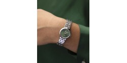 montre-festina-mademoiselle-vert-bracelet-acier_F20746/5-porté